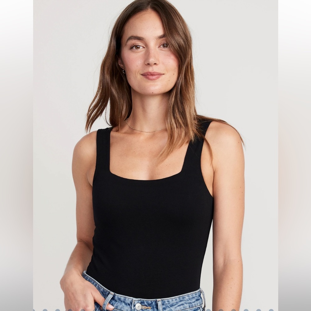 Old navy Sleeveless Square-Neck Bodysuit - black